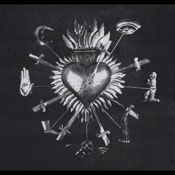 Meet your Posher, Claudia 🕸 - Picture 1 of 1